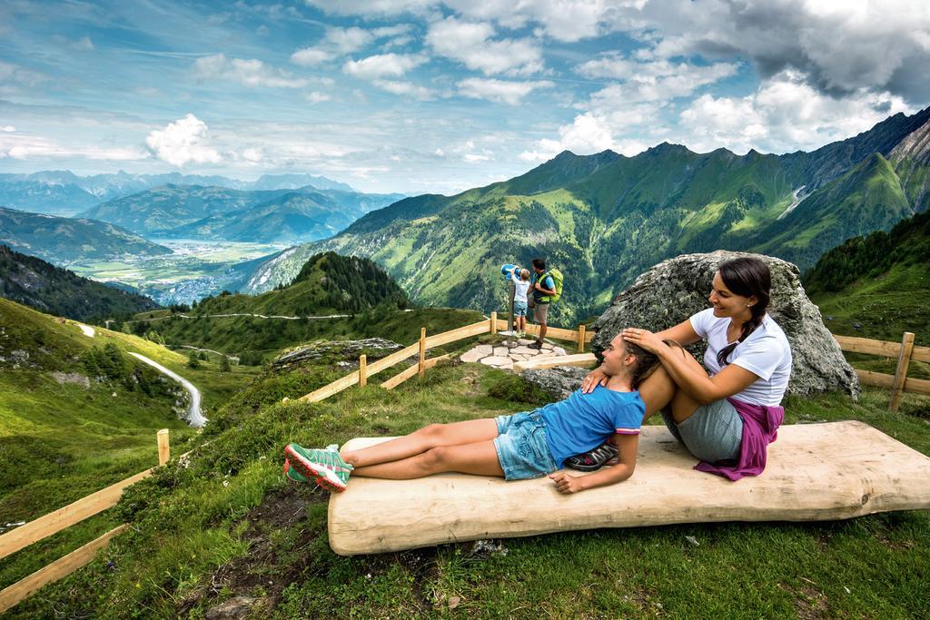 Hotel Kuenstleralm カプルーン エクステリア 写真